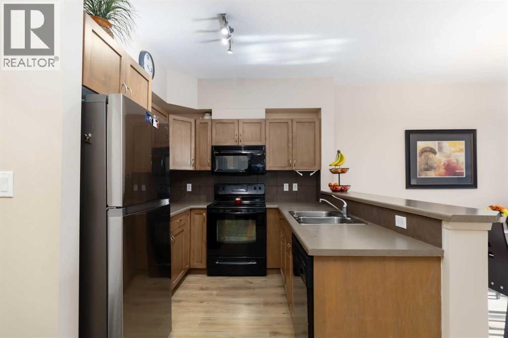 202, 108 Denholm Gate, Fort Mcmurray, Alberta  T9H 0B3 - Photo 5 - A2263030