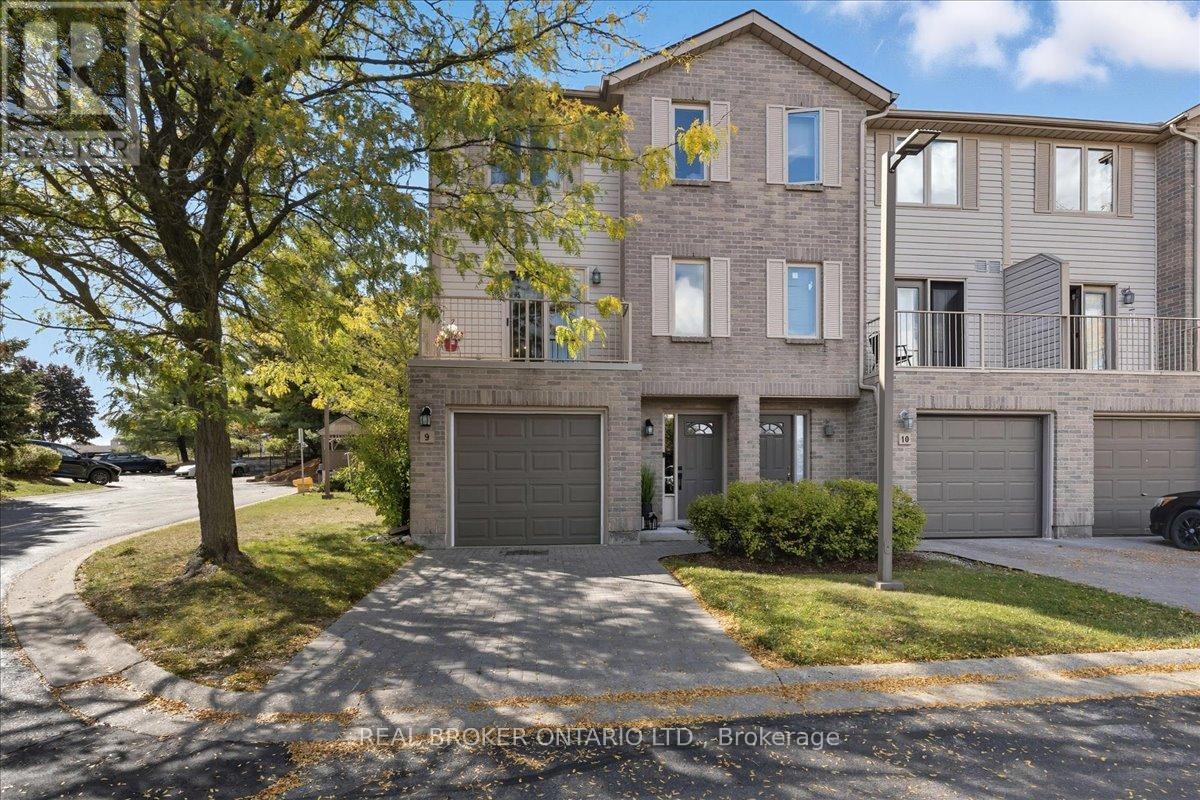 9 - 230 BLACKHORNE DRIVE, Kitchener, Ontario