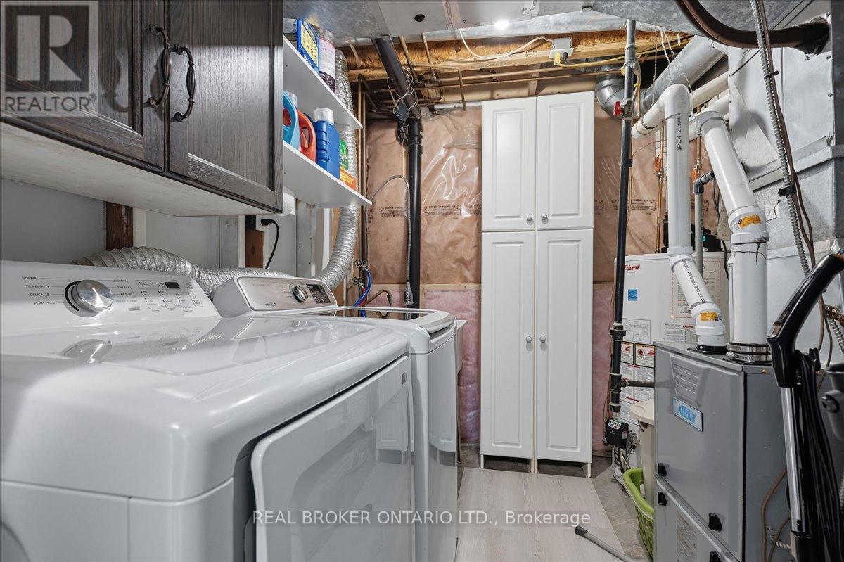 9 - 230 Blackhorne Drive, Kitchener, Ontario  N2E 1Z4 - Photo 28 - X12451052