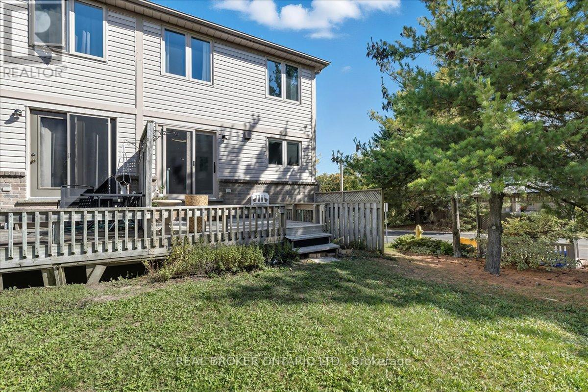 9 - 230 Blackhorne Drive, Kitchener, Ontario  N2E 1Z4 - Photo 29 - X12451052