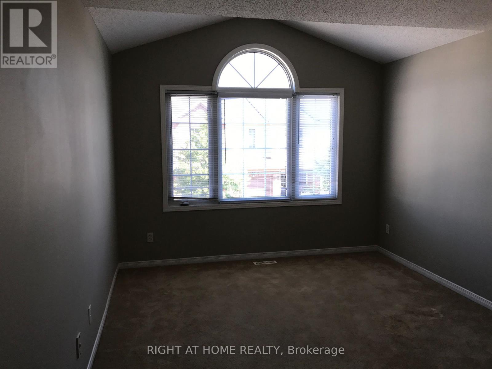 33 - 320 Ambleside Drive, London North, Ontario  N6G 5H9 - Photo 17 - X12451066