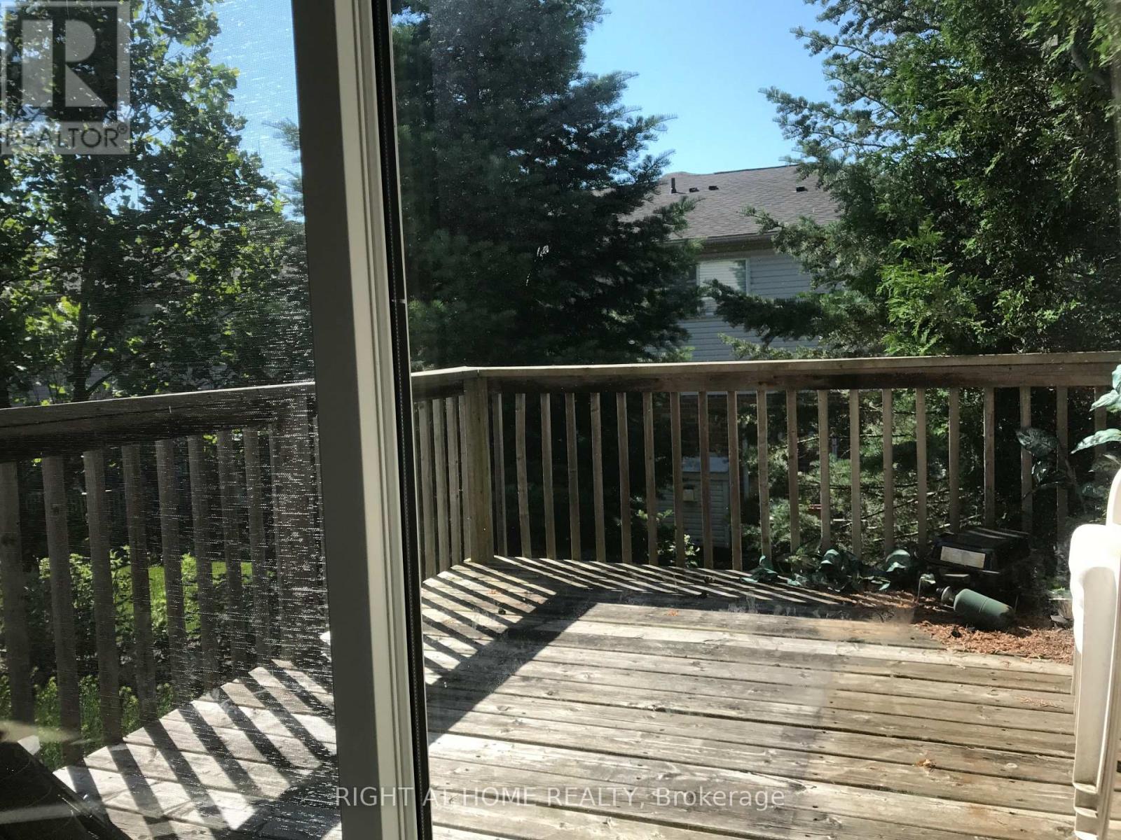 33 - 320 Ambleside Drive, London North, Ontario  N6G 5H9 - Photo 27 - X12451066