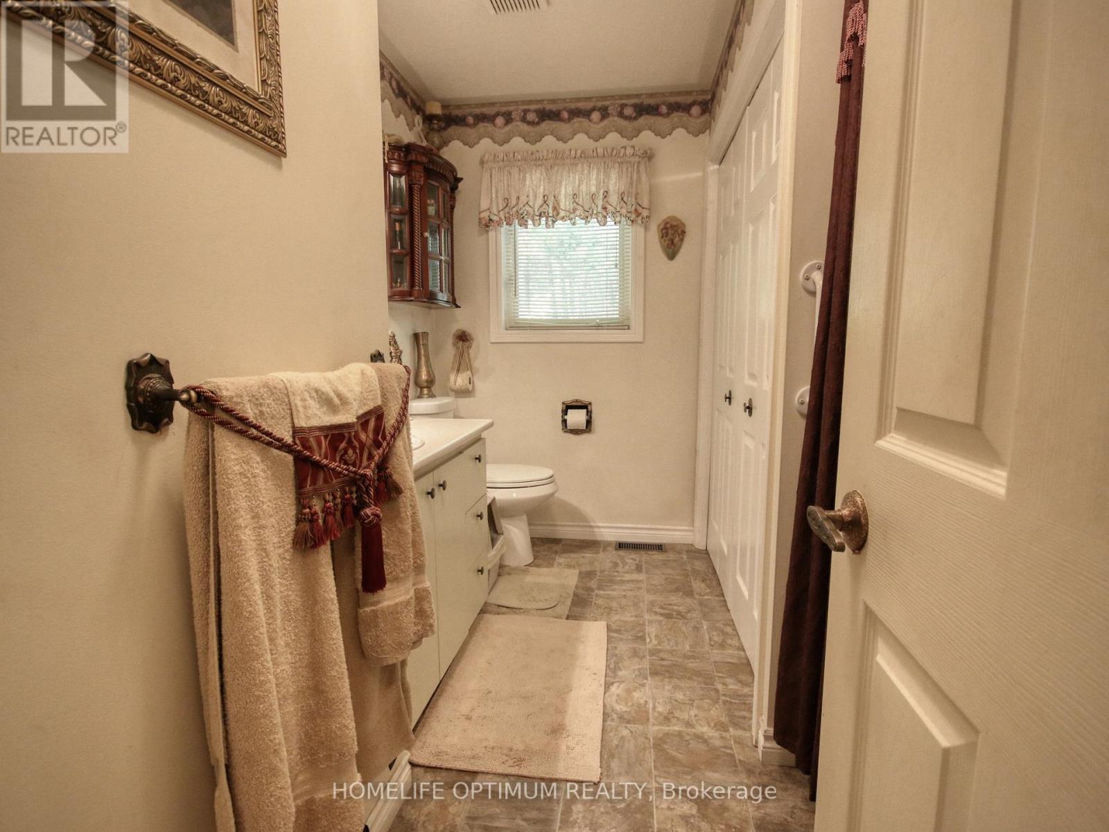 228 Pirates Glen Drive, Trent Lakes, Ontario  K0M 1A0 - Photo 31 - X12451077
