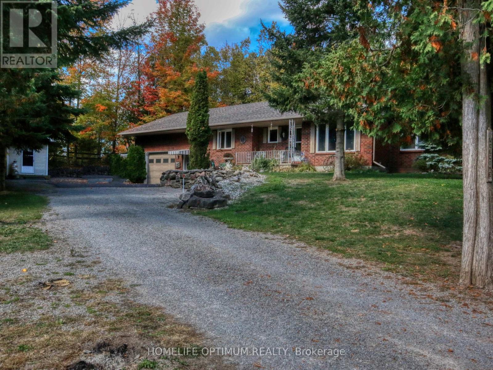 228 Pirates Glen Drive, Trent Lakes, Ontario  K0M 1A0 - Photo 7 - X12451077