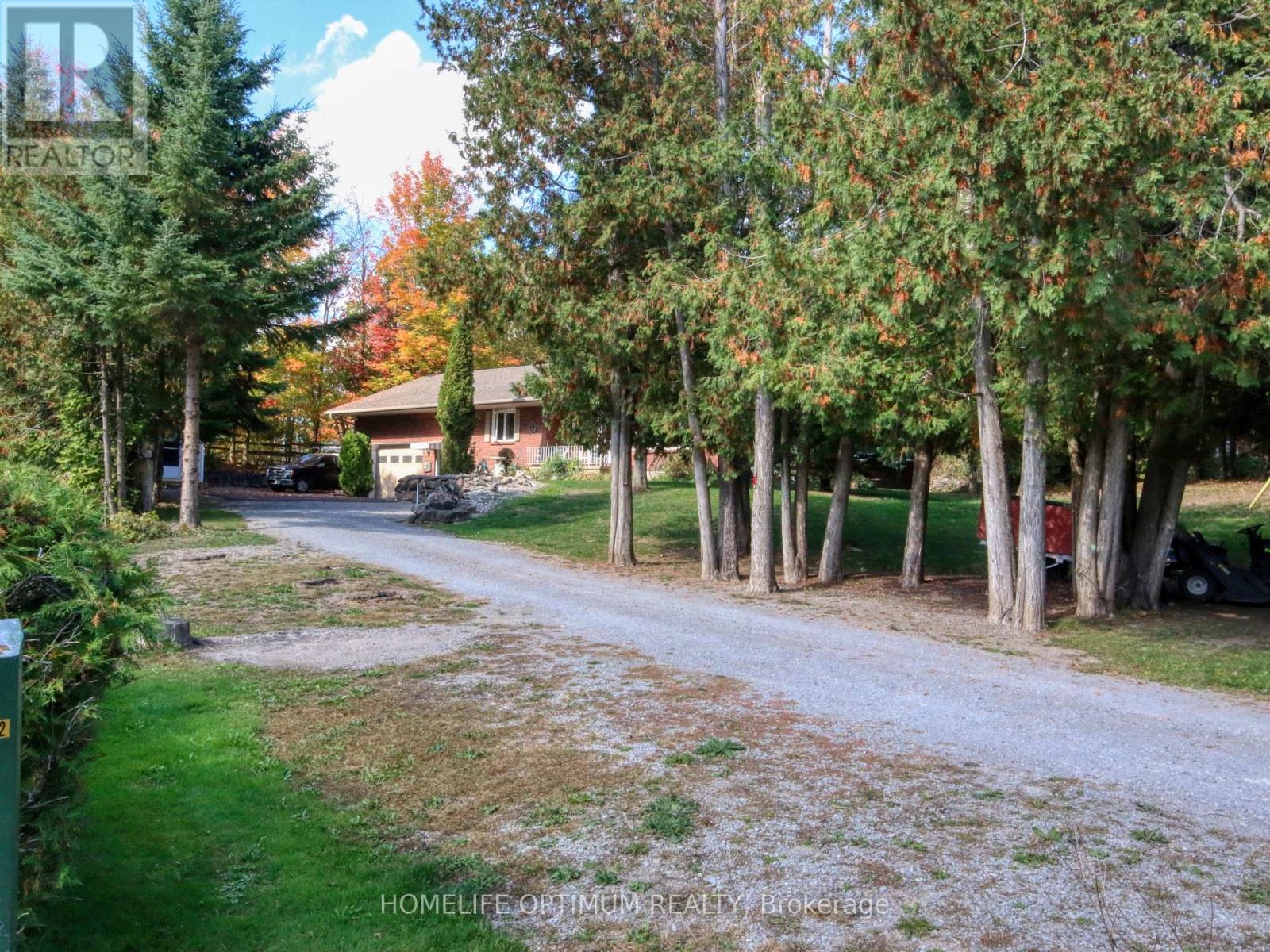 228 Pirates Glen Drive, Trent Lakes, Ontario  K0M 1A0 - Photo 8 - X12451077