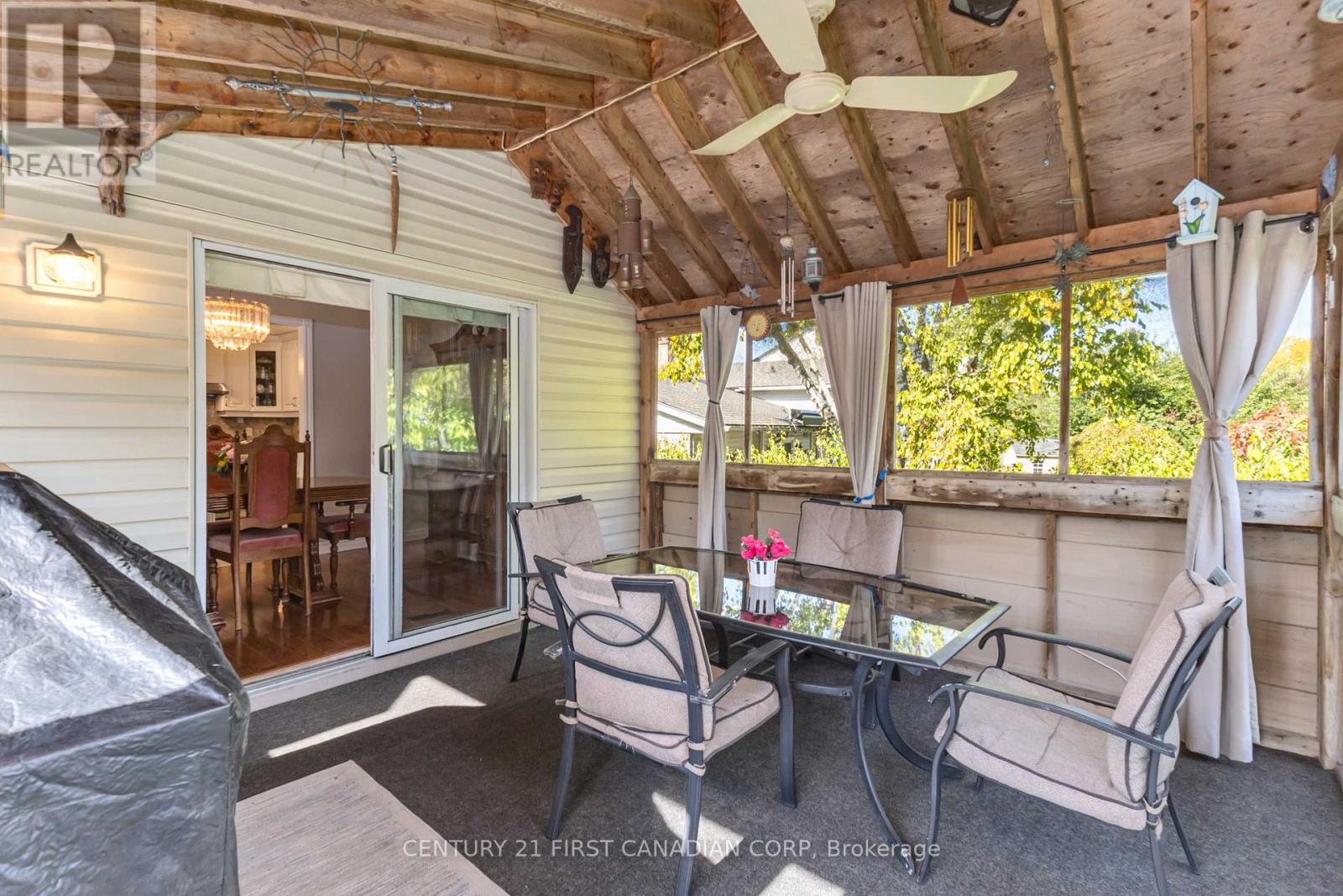 50 Farnham Crescent, London South, Ontario  N6K 1K1 - Photo 34 - X12451115