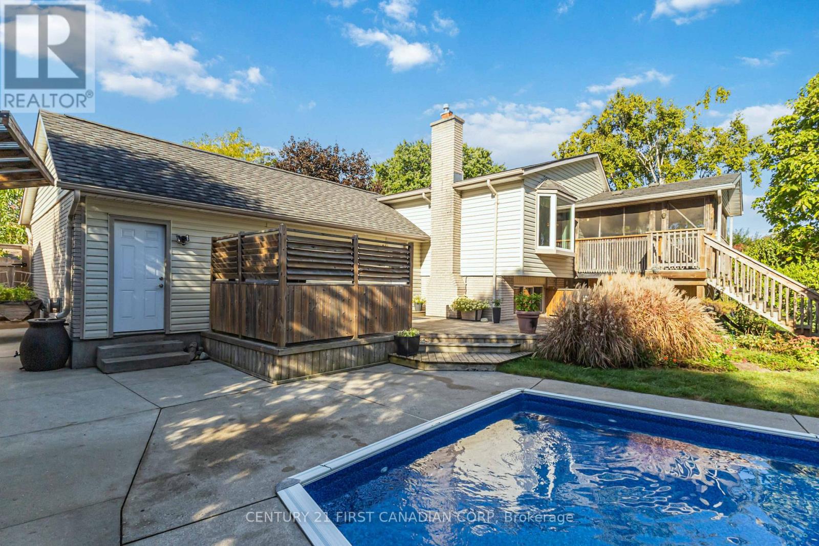 50 Farnham Crescent, London South, Ontario  N6K 1K1 - Photo 42 - X12451115