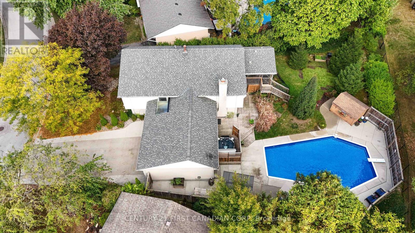 50 Farnham Crescent, London South, Ontario  N6K 1K1 - Photo 48 - X12451115