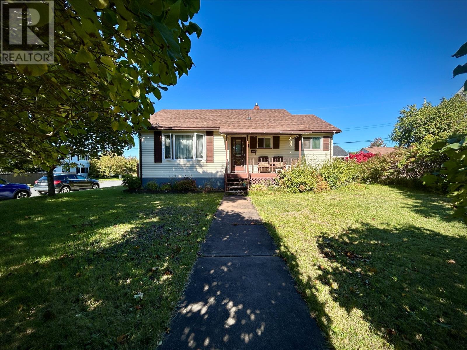5 Elm Street, Grand Falls-Windsor, Newfoundland & Labrador