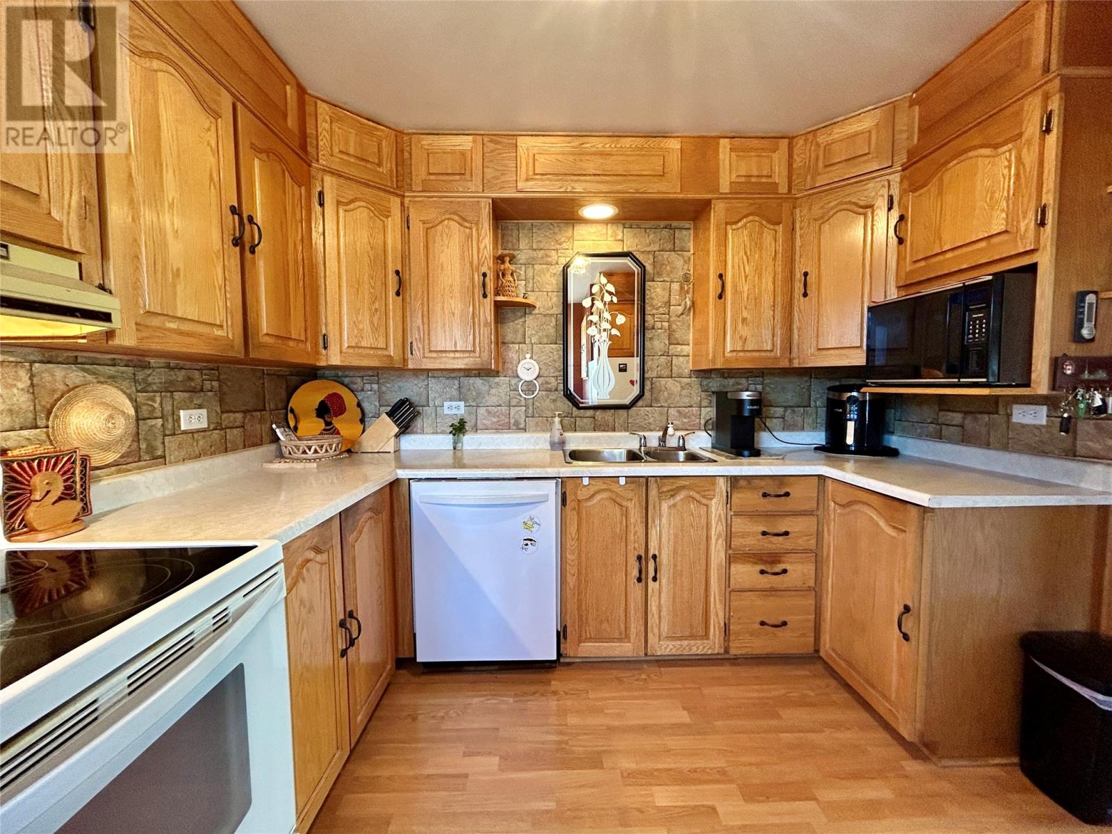 5 Elm Street, Grand Falls-Windsor, Newfoundland & Labrador  A2A 1T3 - Photo 2 - 1291324