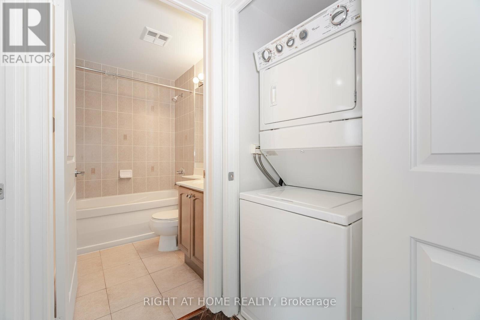 1002 - 70 Absolute Avenue, Mississauga, Ontario  L4Z 0A4 - Photo 17 - W12451091