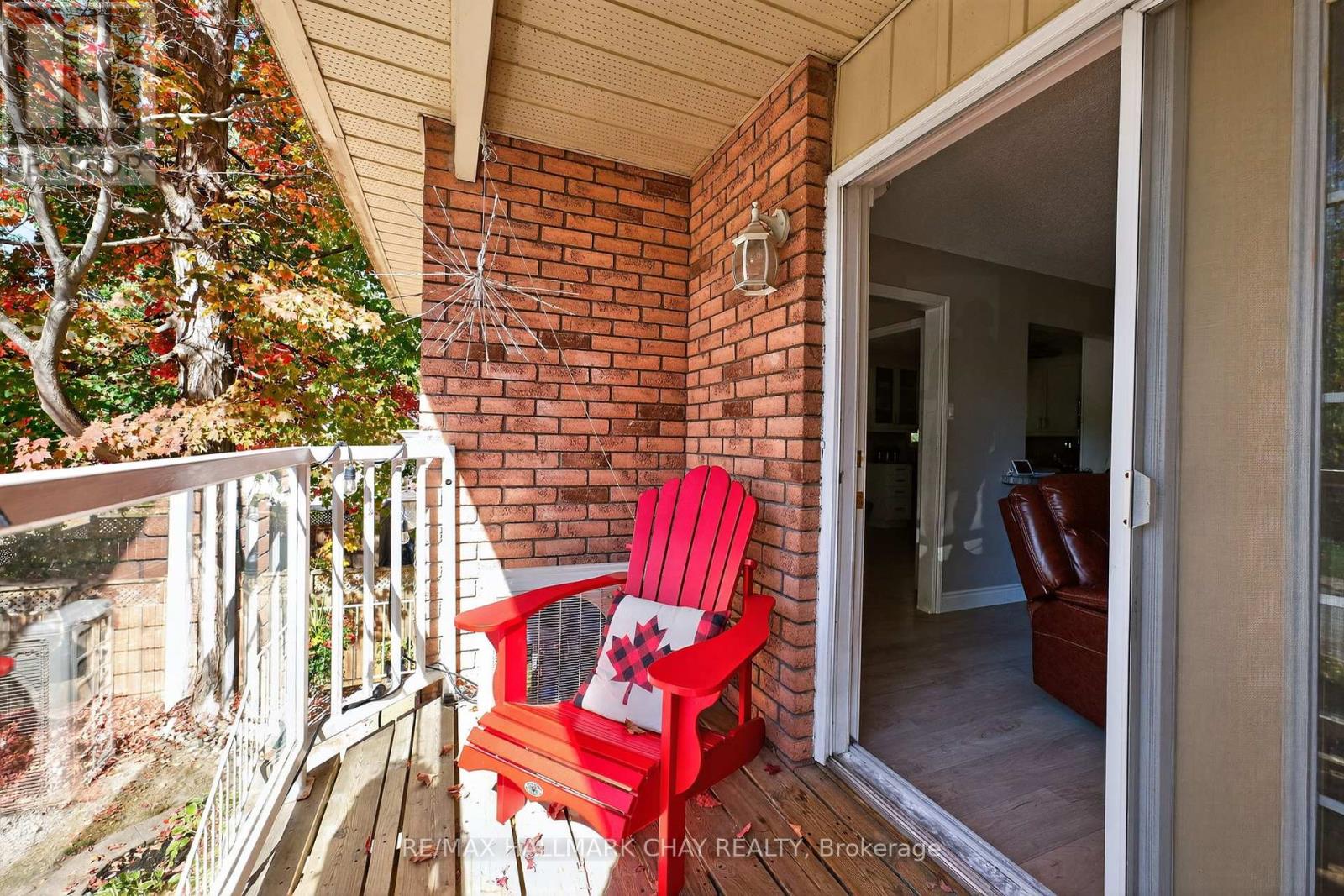 155 Maple Avenue, Barrie, Ontario  L4N 1S5 - Photo 15 - S12441530