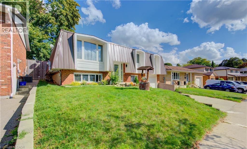 320 Country Hill Drive, Kitchener, Ontario  N2E 2C2 - Photo 3 - 40774914