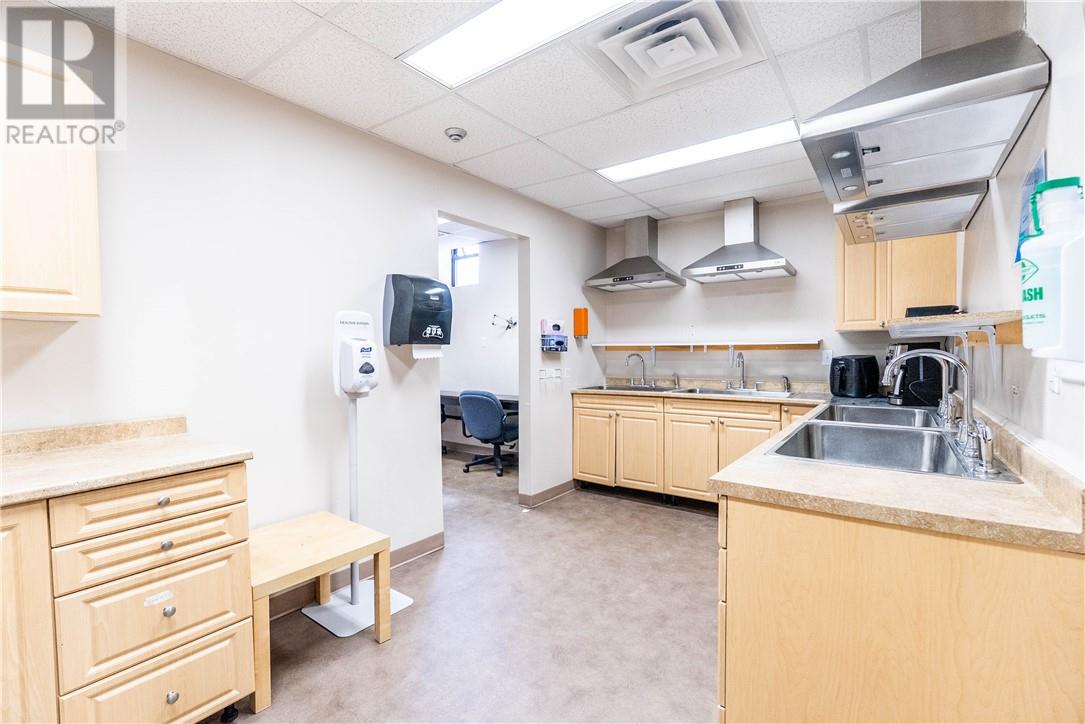 435 Notre Dame Avenue Unit# Unit 001f, Sudbury, Ontario  P3C 5K6 - Photo 3 - 2125087