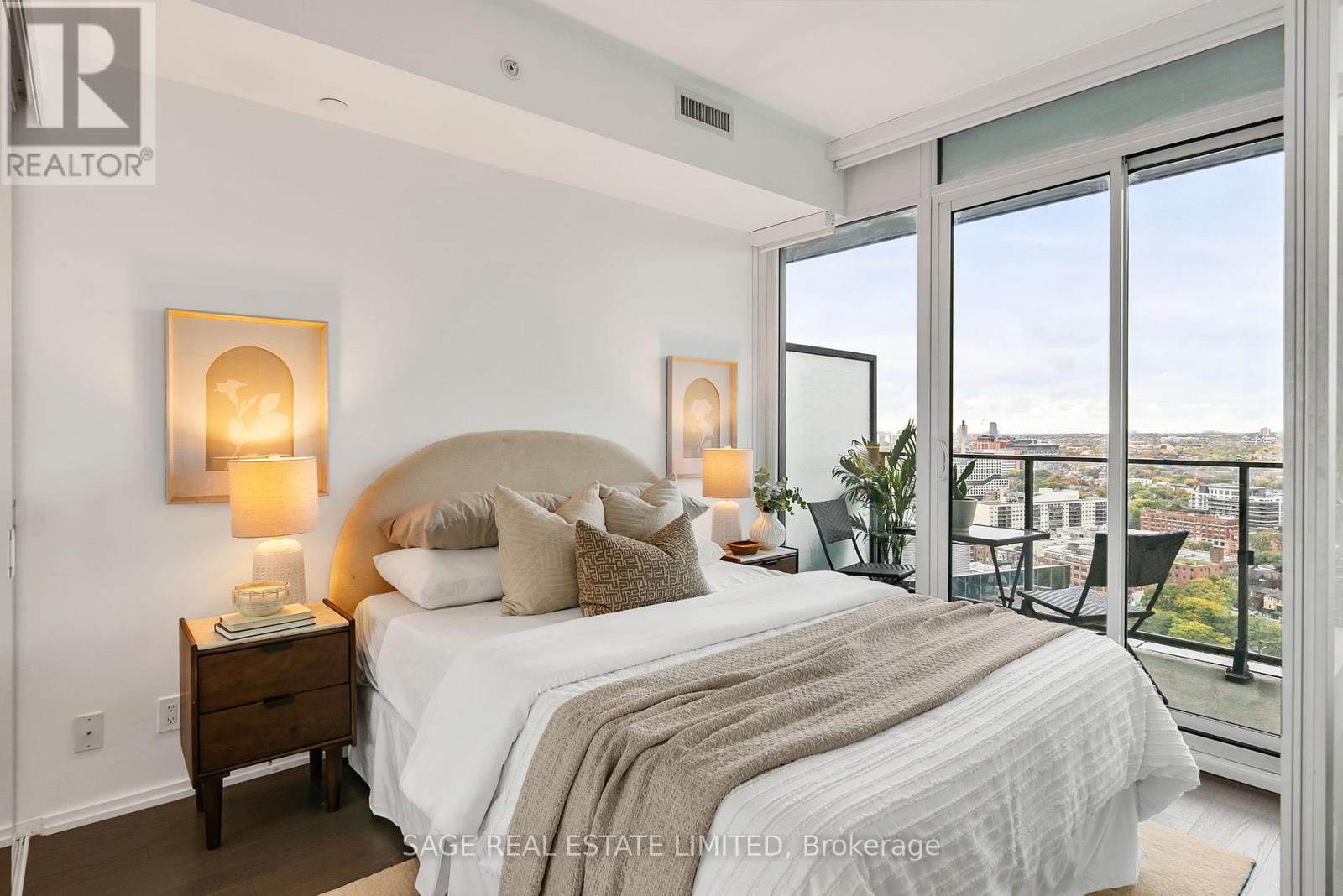 2504 - 125 Peter Street, Toronto, Ontario  M5V 0M2 - Photo 12 - C12451125