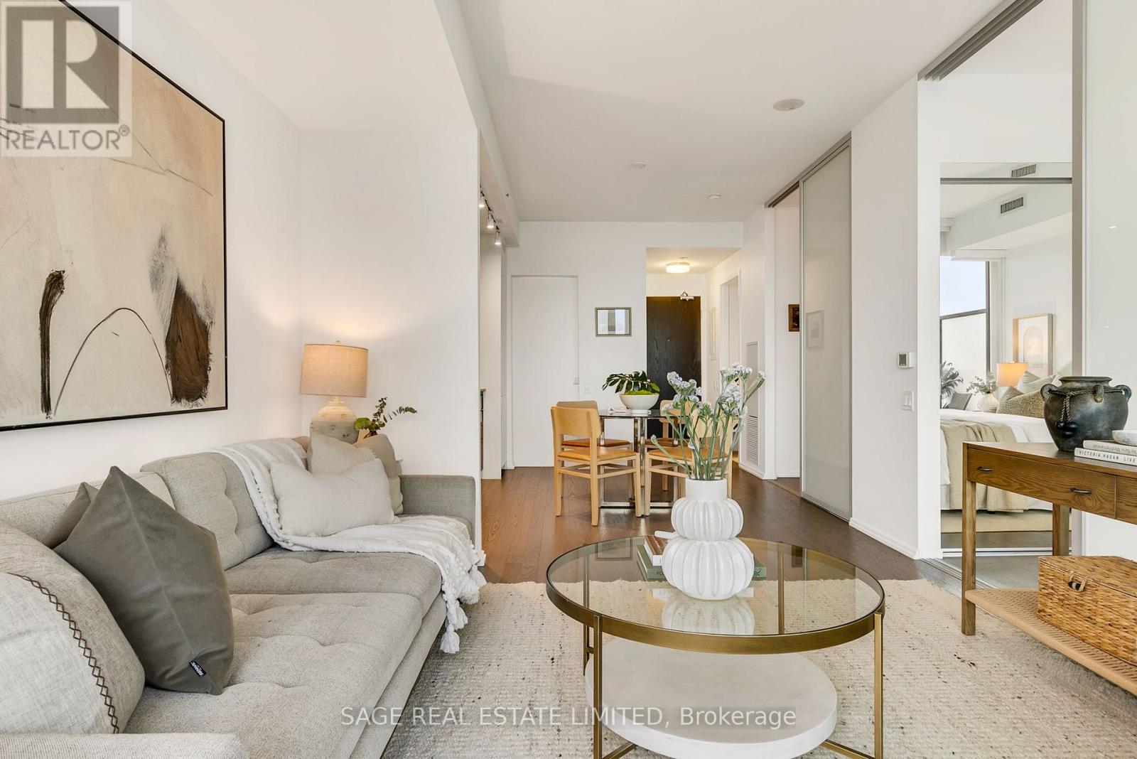 2504 - 125 Peter Street, Toronto, Ontario  M5V 0M2 - Photo 9 - C12451125