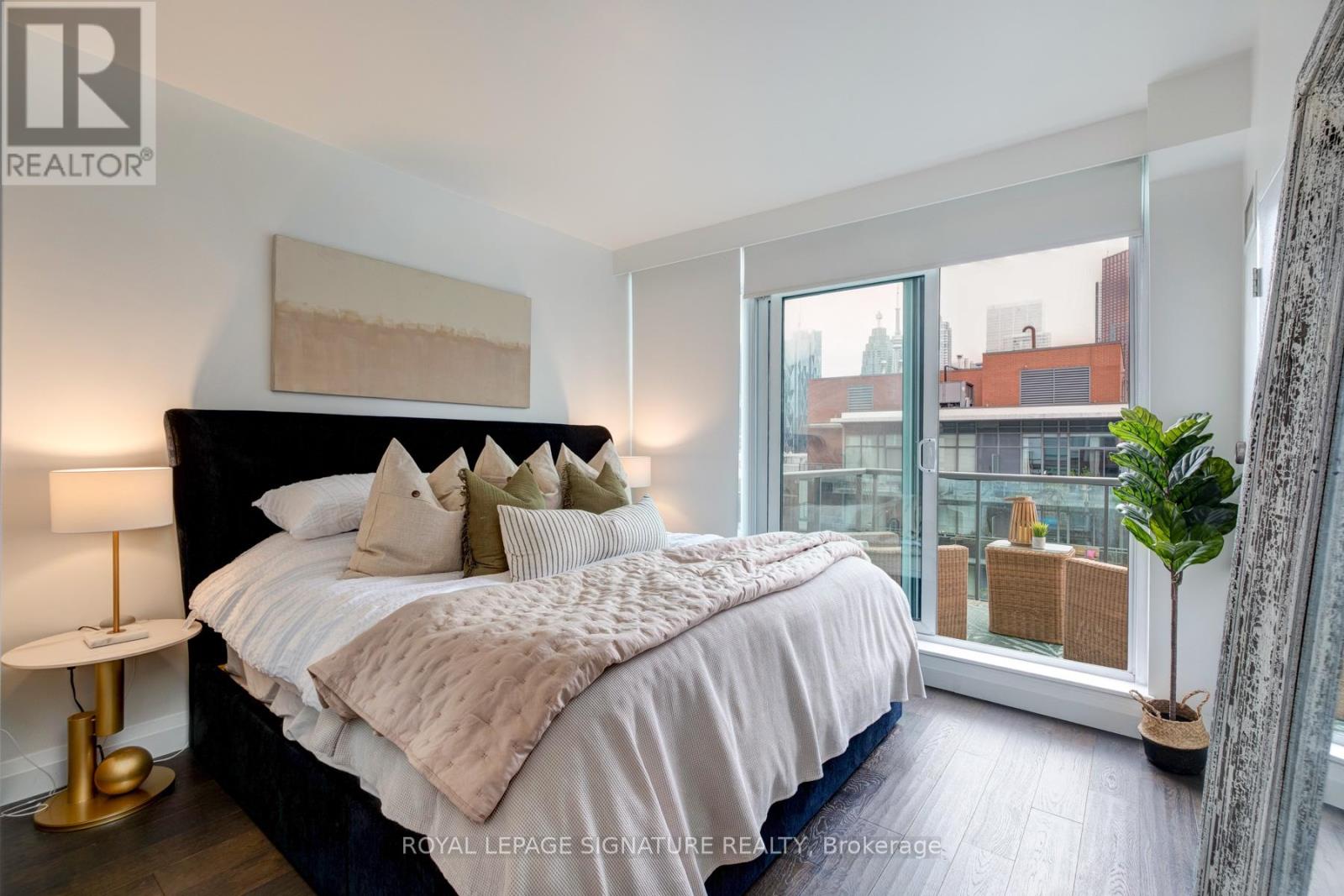 1202 - 333 Adelaide Street E, Toronto, Ontario  M5A 4T4 - Photo 17 - C12451128