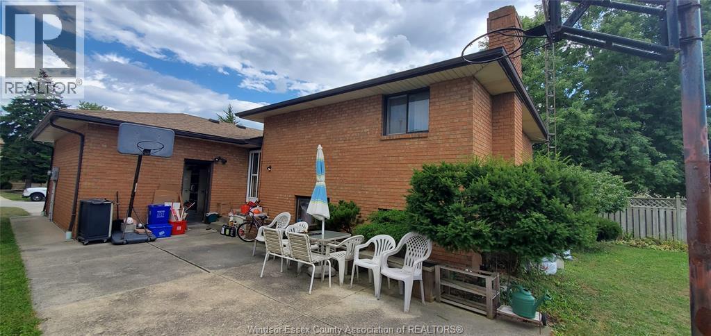 1735 Homestead Lane, Lasalle, Ontario  N9H 2C7 - Photo 4 - 25022337
