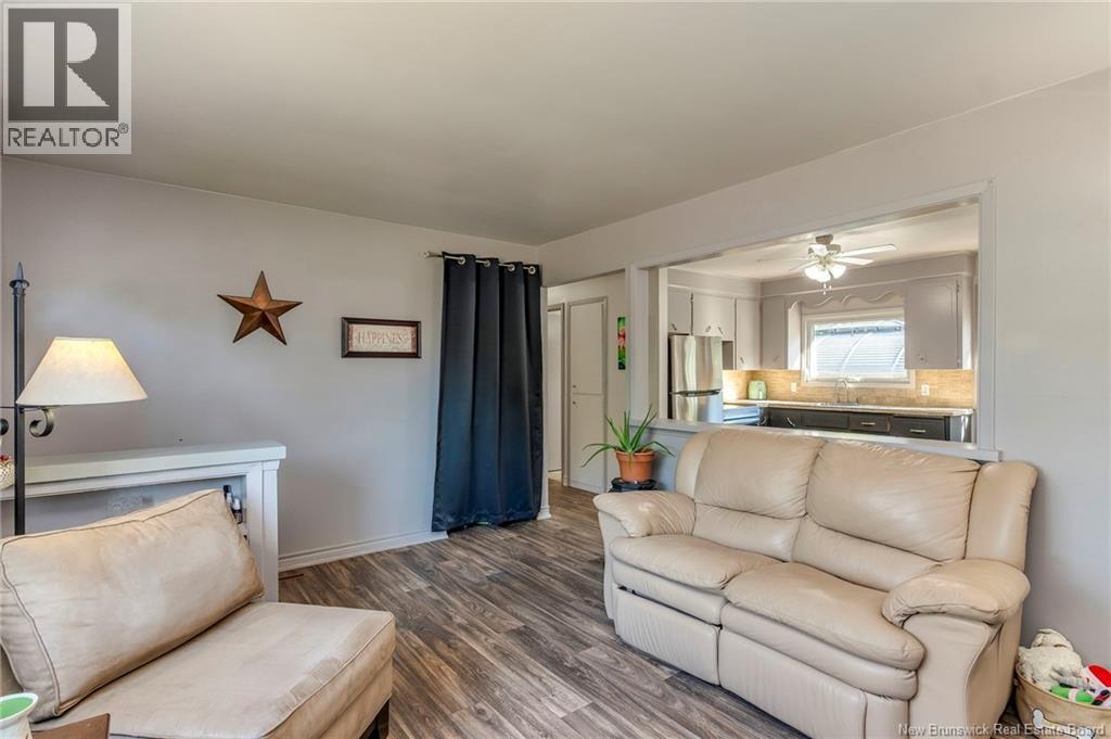 31 Lawson Avenue, Riverview, New Brunswick  E1B 3R1 - Photo 3 - NB127571