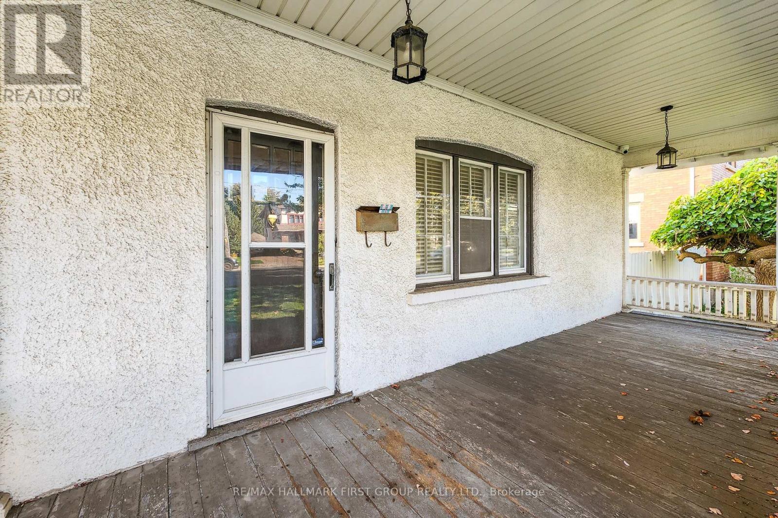 481 Simcoe Street N, Oshawa, Ontario  L1G 4T8 - Photo 4 - E12451121