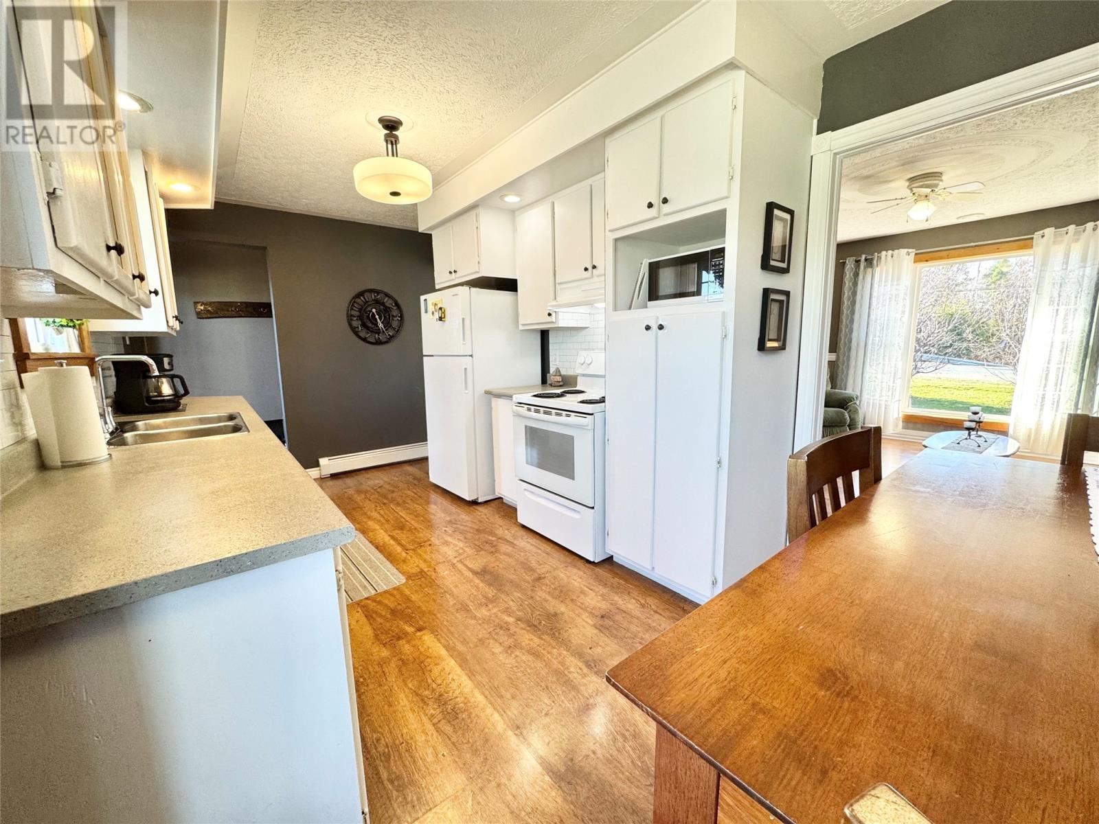 96 Main Street N, Glovertown, Newfoundland & Labrador  A0G 2L0 - Photo 19 - 1291258