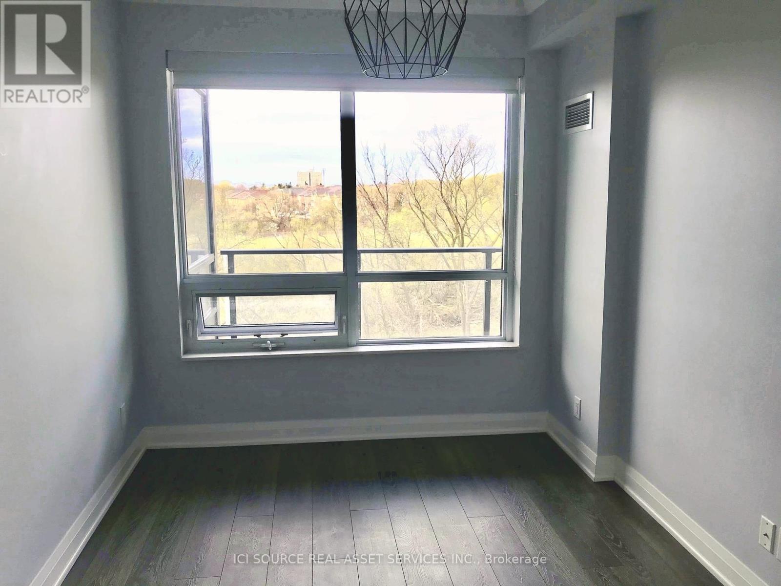 304 - 36 Park Lawn Road, Toronto, Ontario  M8V 0E5 - Photo 3 - W12451112