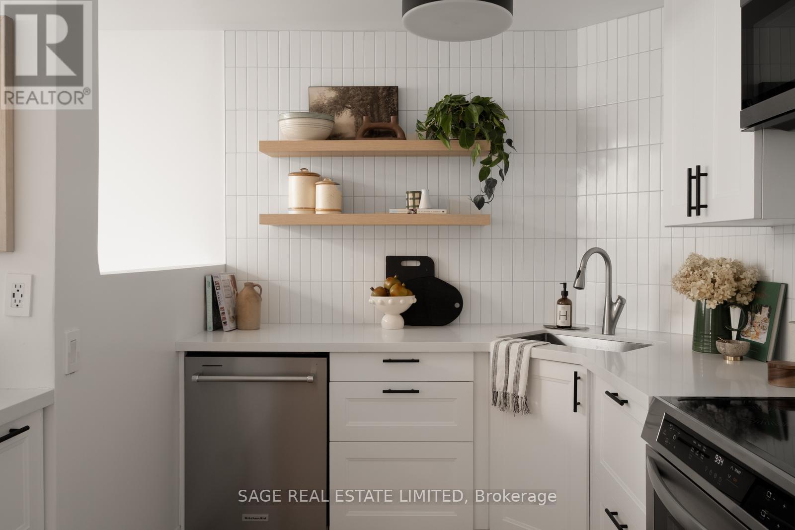 21 - 1250 King Street W, Toronto, Ontario  M6K 1G5 - Photo 12 - W12451116