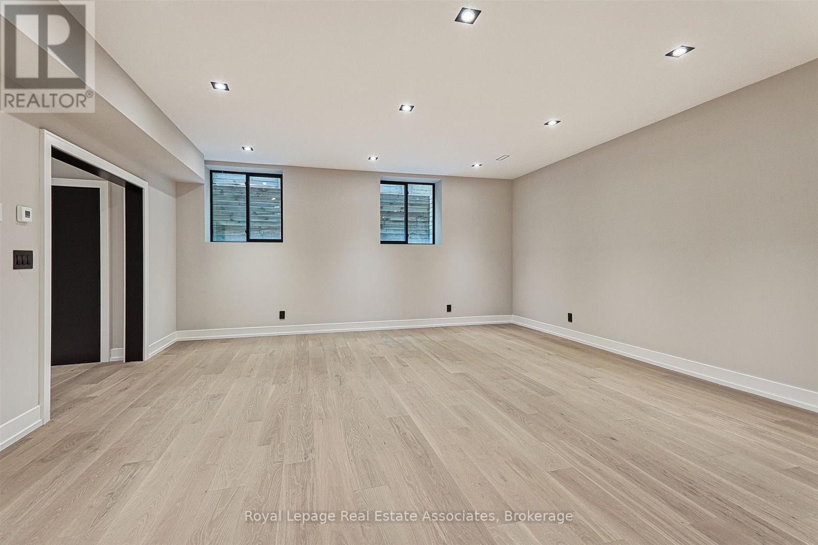 700 Montbeck Crescent, Mississauga, Ontario  L5G 1P3 - Photo 39 - W12451123