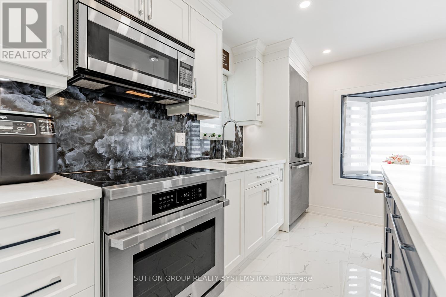 18493 Hurontario Street, Caledon, Ontario  L7K 0X8 - Photo 14 - W12451129
