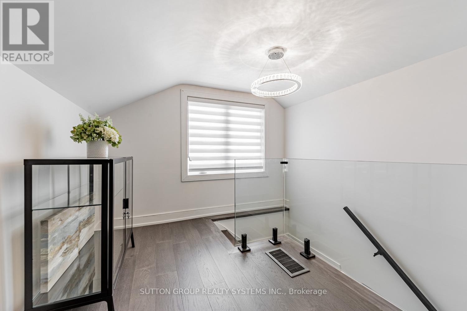 18493 Hurontario Street, Caledon, Ontario  L7K 0X8 - Photo 24 - W12451129