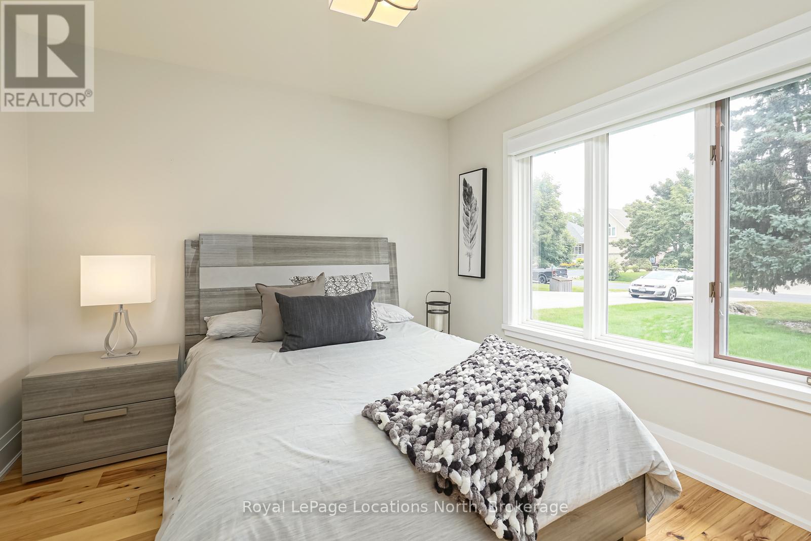 141 Grand Cypress Lane, Blue Mountains, Ontario  L9Y 0K7 - Photo 19 - X12451137