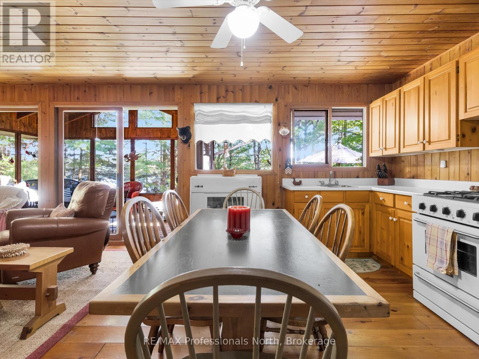 1401 Rocksborough Road Pvt 2, Bracebridge, Ontario  P1L 1X3 - Photo 33 - X12451145