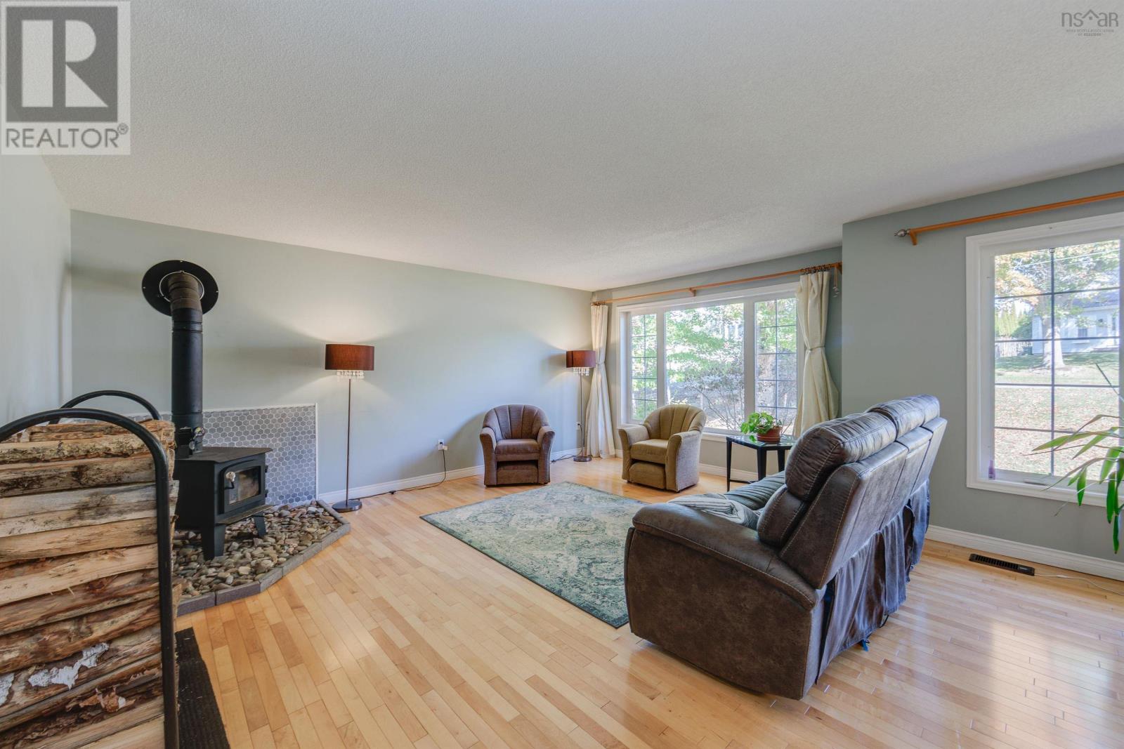 102 Maple Boulevard, Bible Hill, Nova Scotia  B2N 4N3 - Photo 3 - 202525378