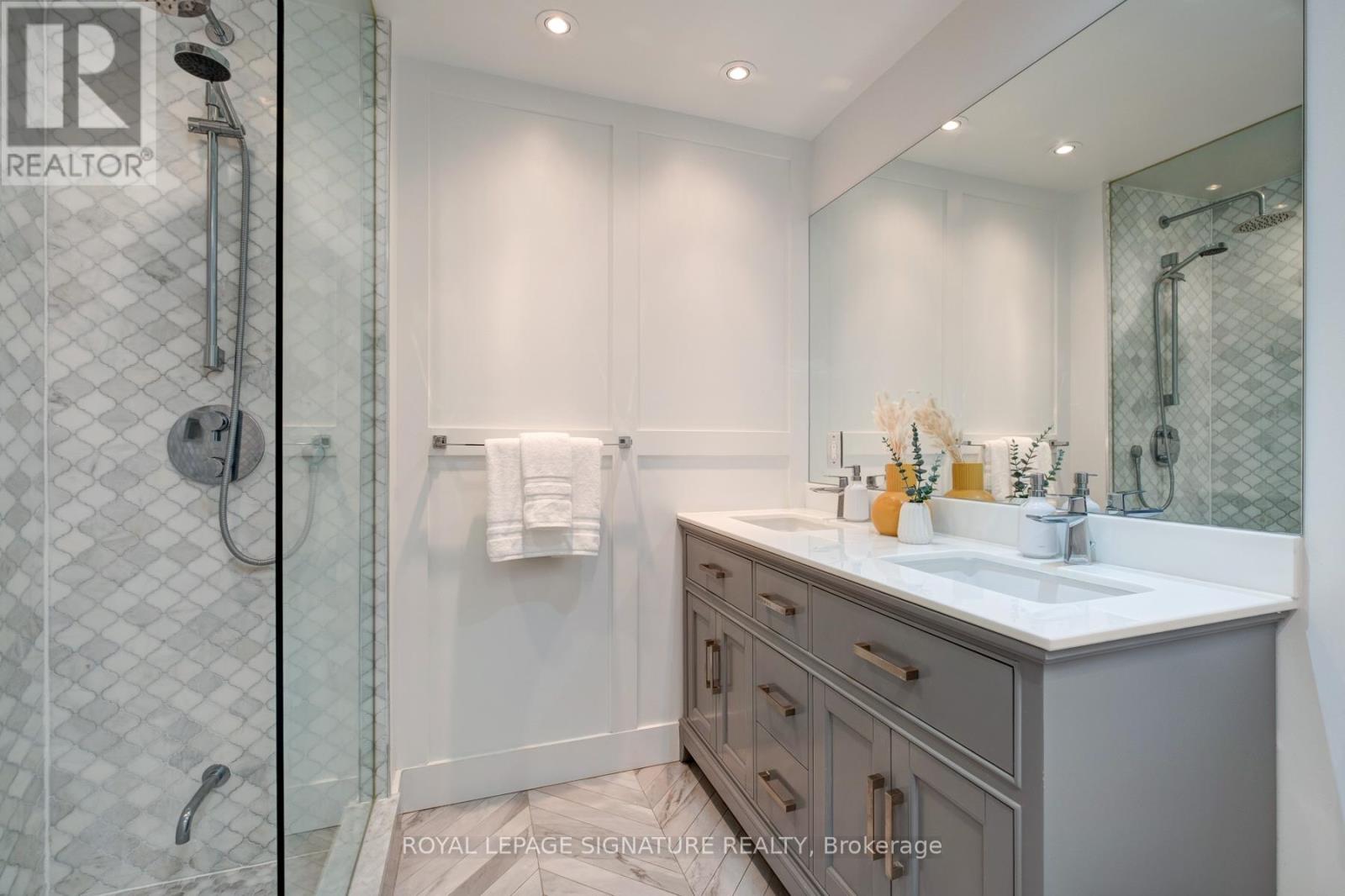 1202 - 333 Adelaide Street E, Toronto, Ontario  M5A 4T4 - Photo 19 - C12451128