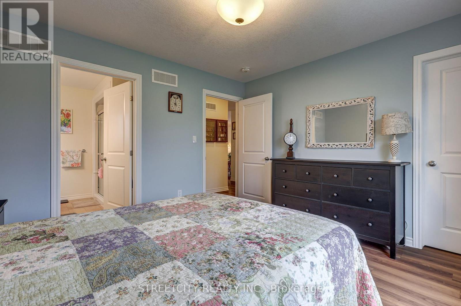 31 Acorn Trail, St. Thomas, Ontario  N5R 0H5 - Photo 14 - X12451150