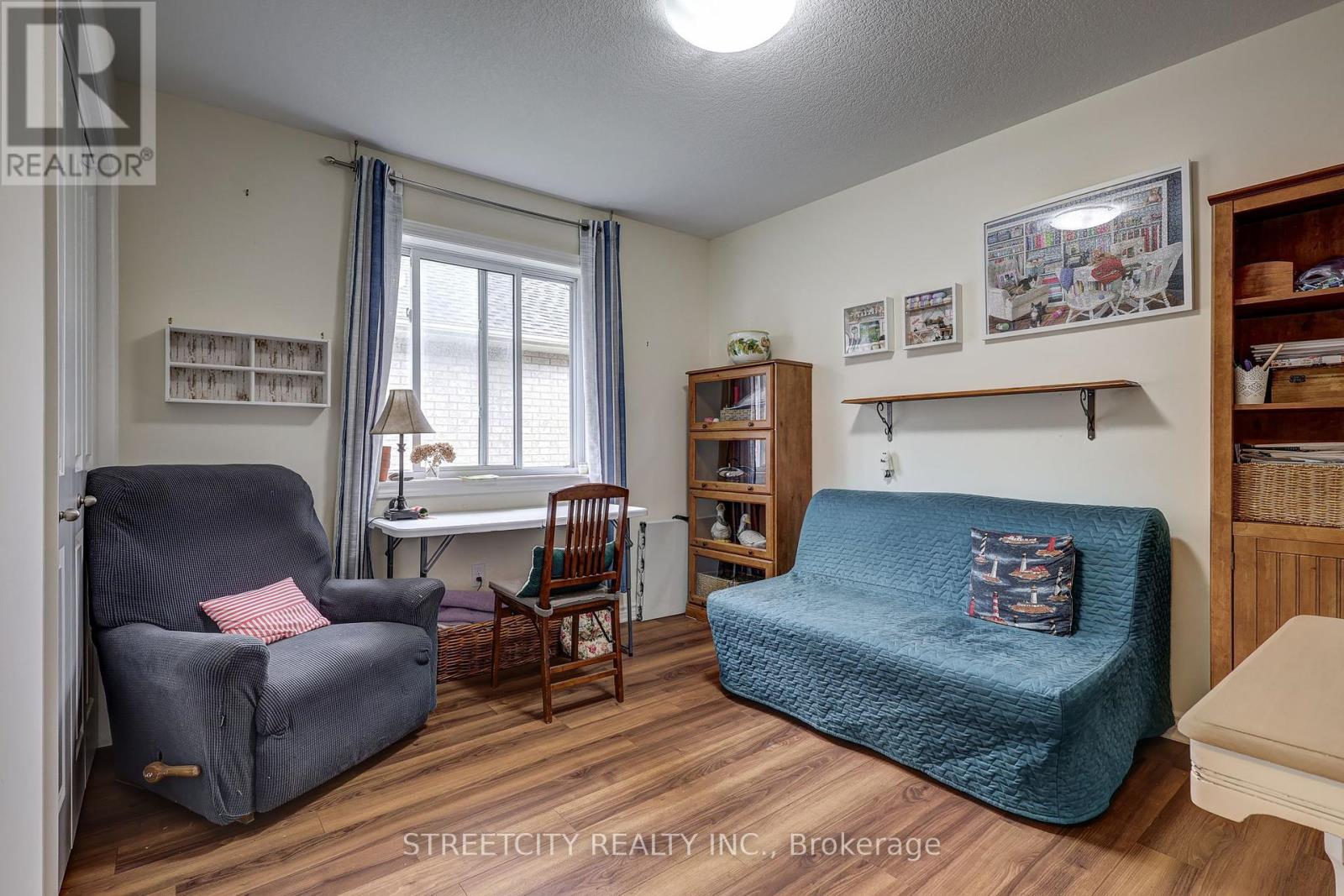 31 Acorn Trail, St. Thomas, Ontario  N5R 0H5 - Photo 16 - X12451150