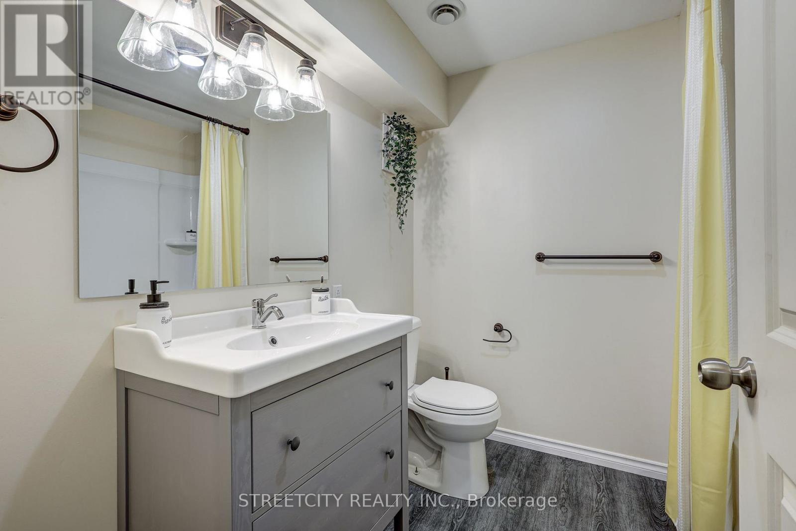 31 Acorn Trail, St. Thomas, Ontario  N5R 0H5 - Photo 18 - X12451150