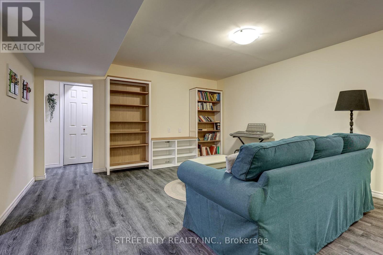 31 Acorn Trail, St. Thomas, Ontario  N5R 0H5 - Photo 24 - X12451150