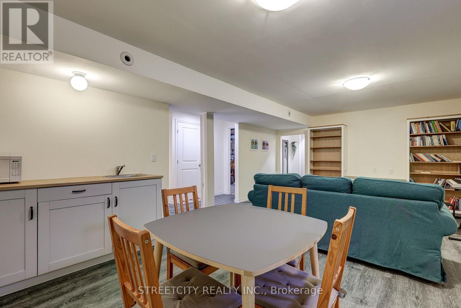 31 Acorn Trail, St. Thomas, Ontario  N5R 0H5 - Photo 27 - X12451150