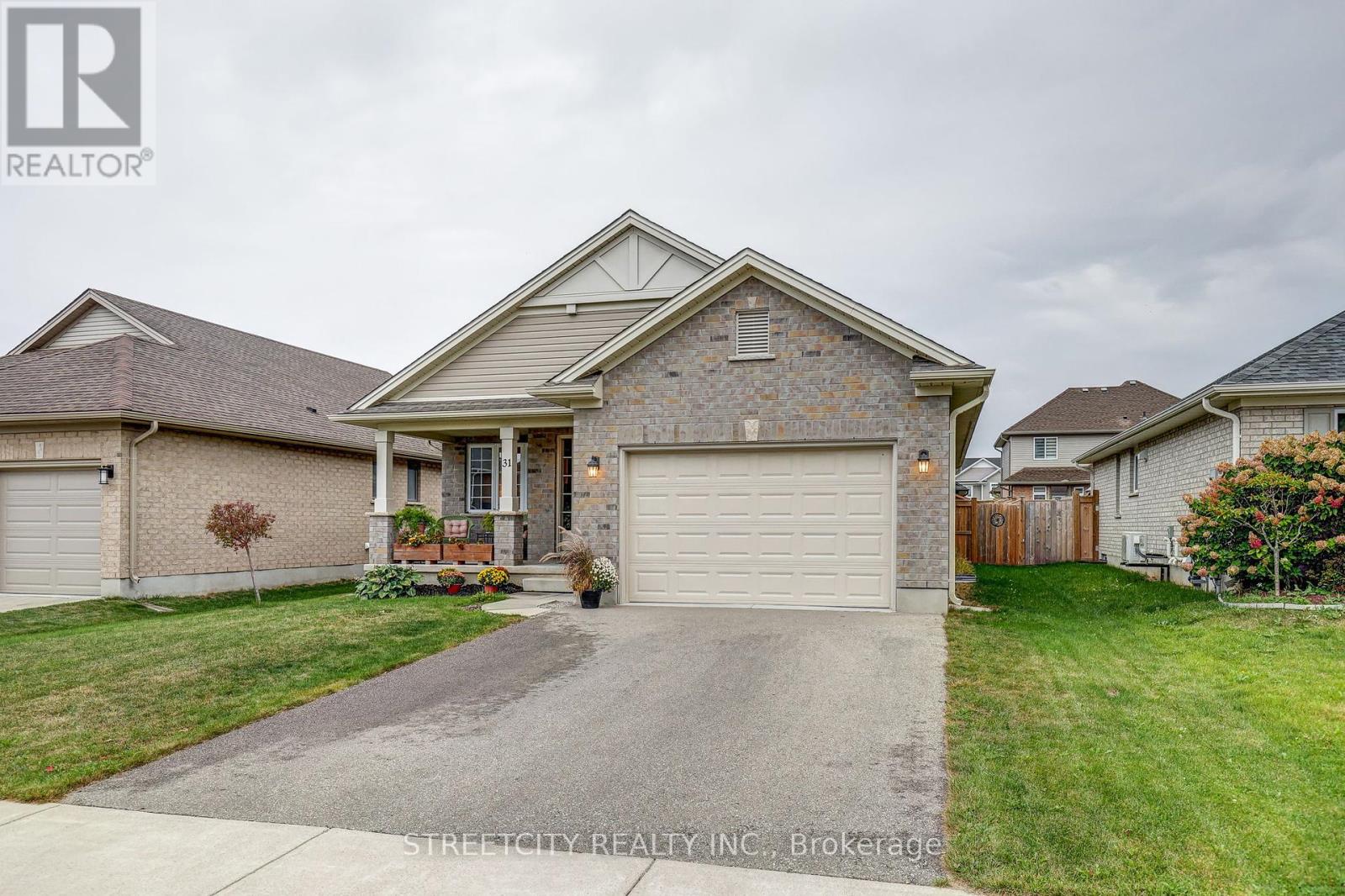 31 Acorn Trail, St. Thomas, Ontario  N5R 0H5 - Photo 35 - X12451150