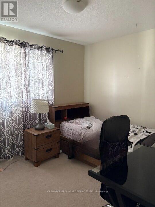 406 Woodbine Avenue, Kitchener, Ontario  N2R 0A9 - Photo 12 - X12451117