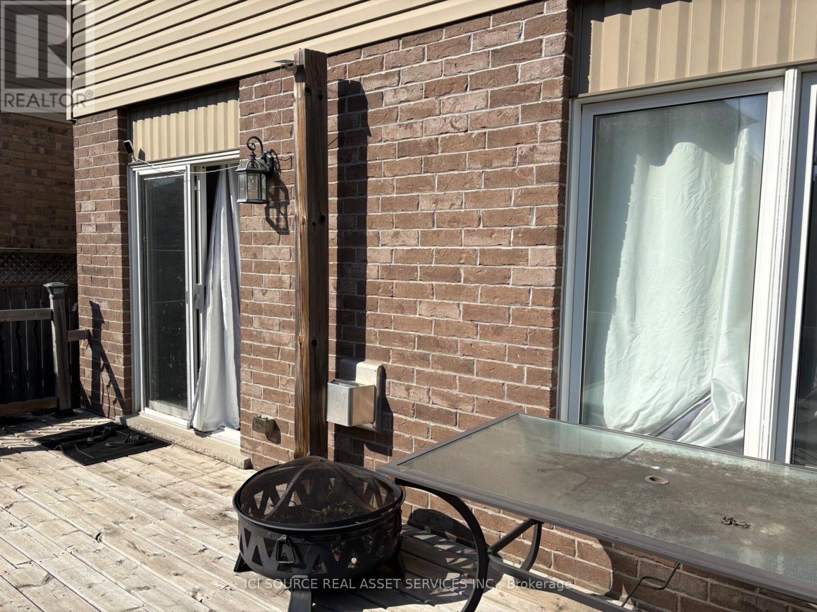 406 Woodbine Avenue, Kitchener, Ontario  N2R 0A9 - Photo 21 - X12451117