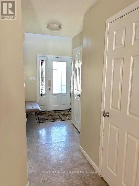406 Woodbine Avenue, Kitchener, Ontario  N2R 0A9 - Photo 4 - X12451117