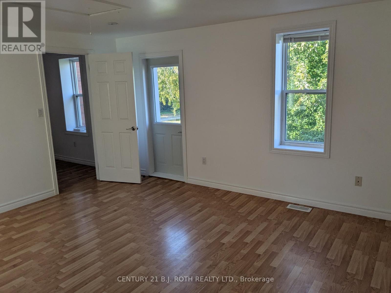 339 Bruce Road 40 Road, Arran-Elderslie, Ontario  N0H 1L0 - Photo 12 - X12451126