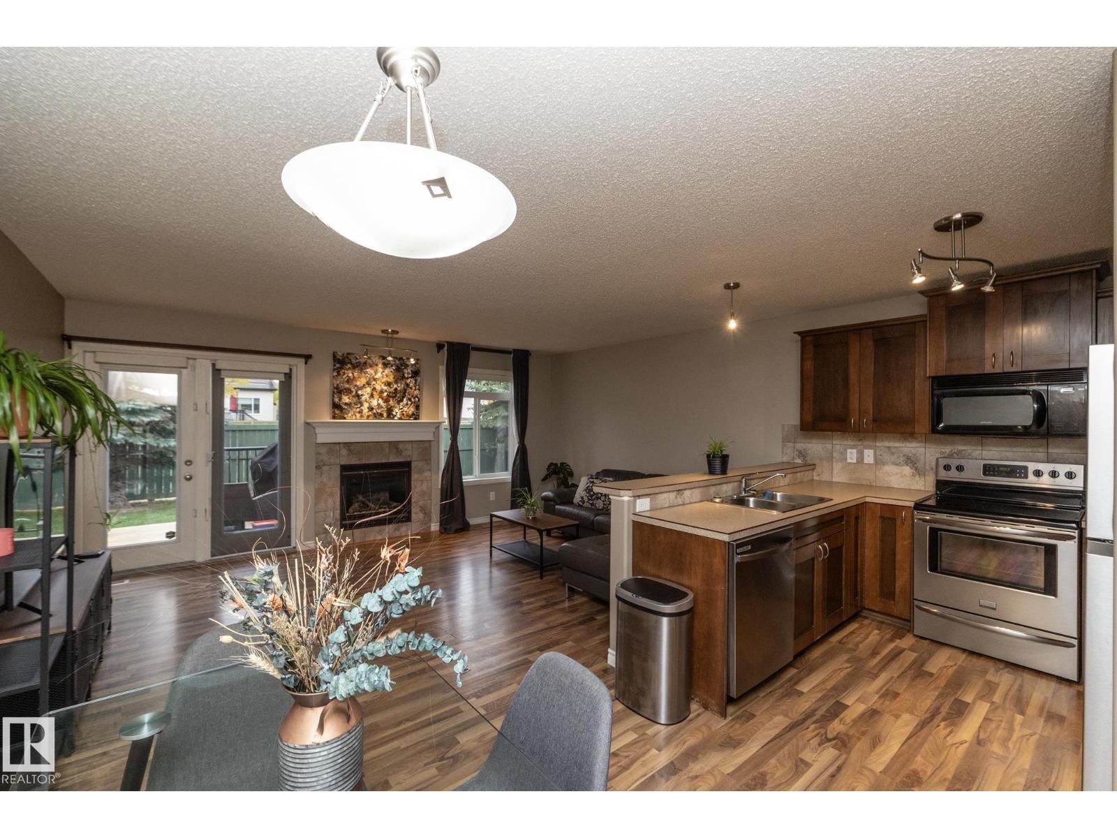 #6 10 Woodcrest, Fort Saskatchewan, Alberta  T8L 0C7 - Photo 3 - E4461274