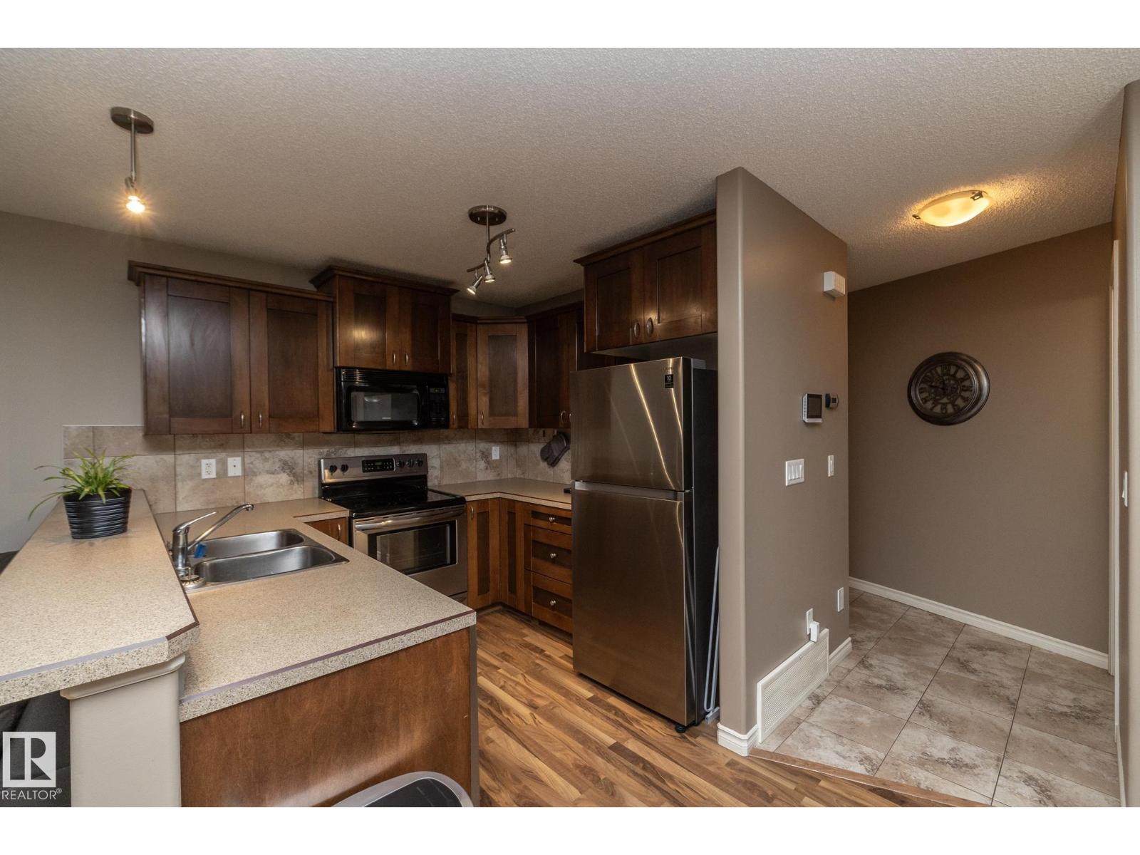 #6 10 Woodcrest, Fort Saskatchewan, Alberta  T8L 0C7 - Photo 6 - E4461274