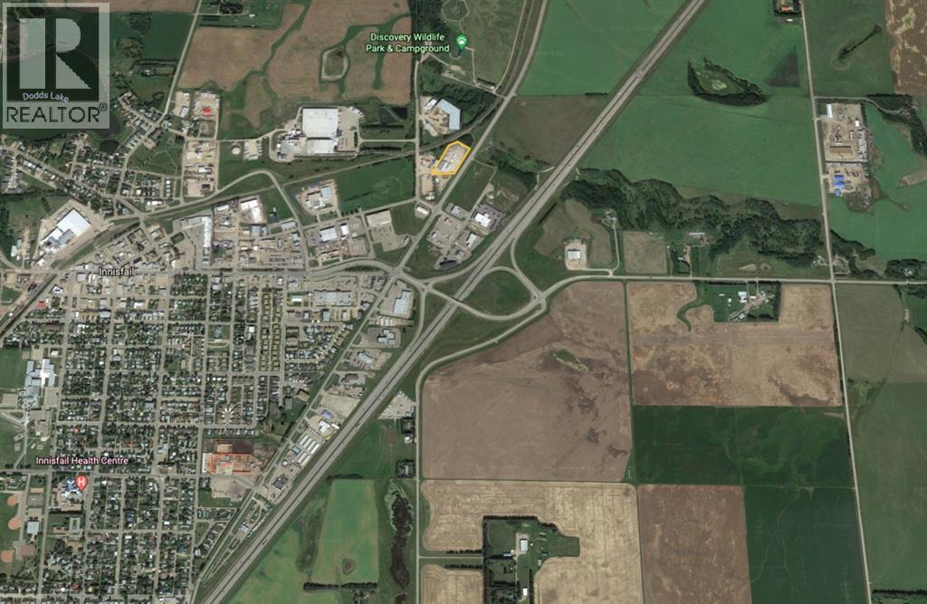 4211 53 Streetclose, Innisfail, Alberta  T4G 1P9 - Photo 4 - A2263063
