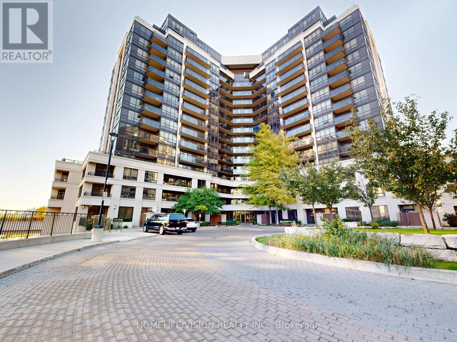 Property Listing: 1504 - 1060 Sheppard Avenue W, Toronto (York University Heights), Ontario