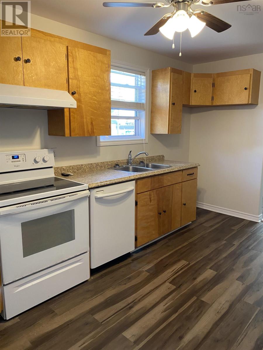 1478 Victoria Rd, Whitney Pier, Nova Scotia  B1N 1M8 - Photo 4 - 202525270