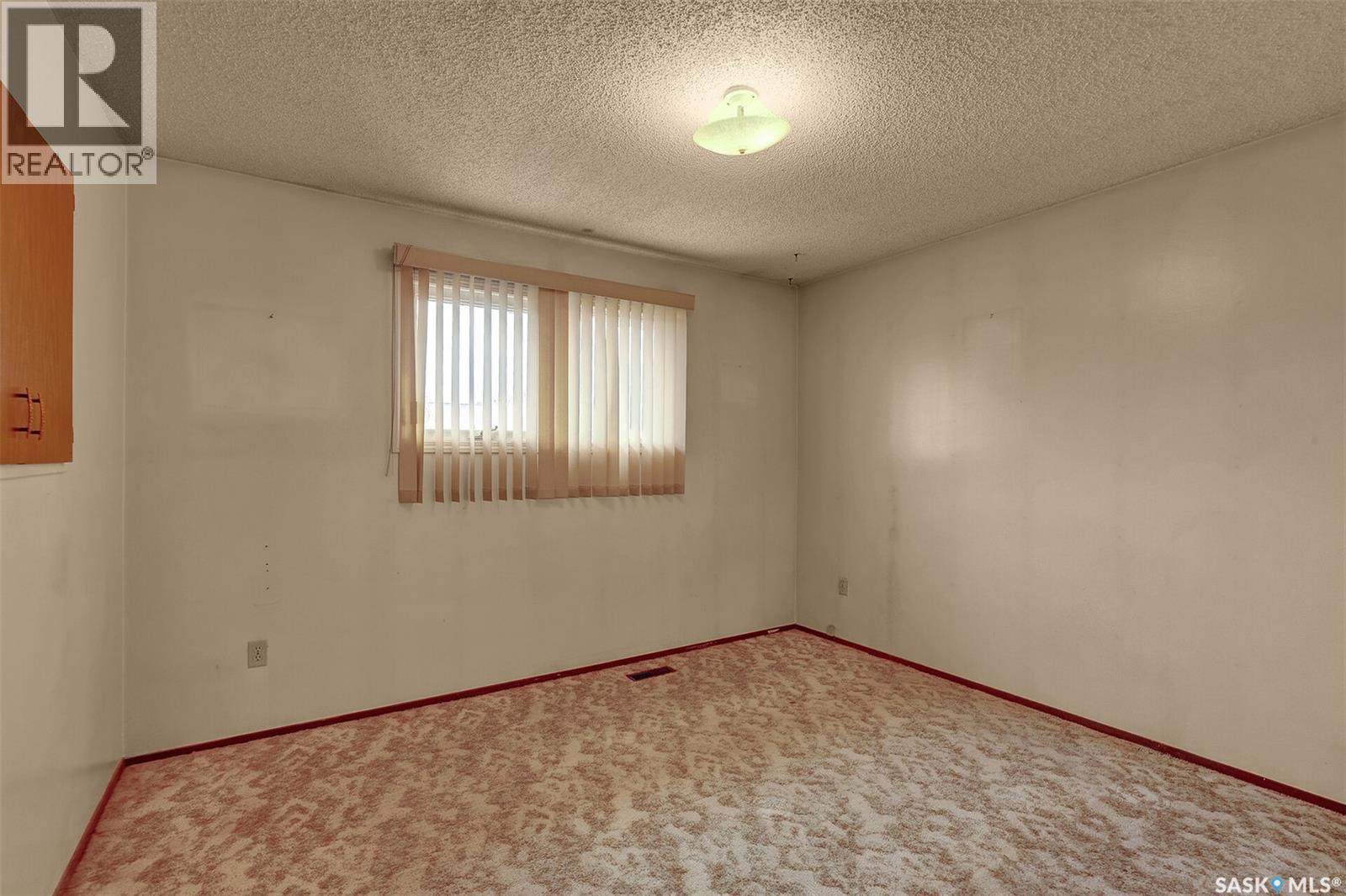 126 Burton Street, Grand Coulee, Saskatchewan  S4M 0A3 - Photo 13 - SK020272